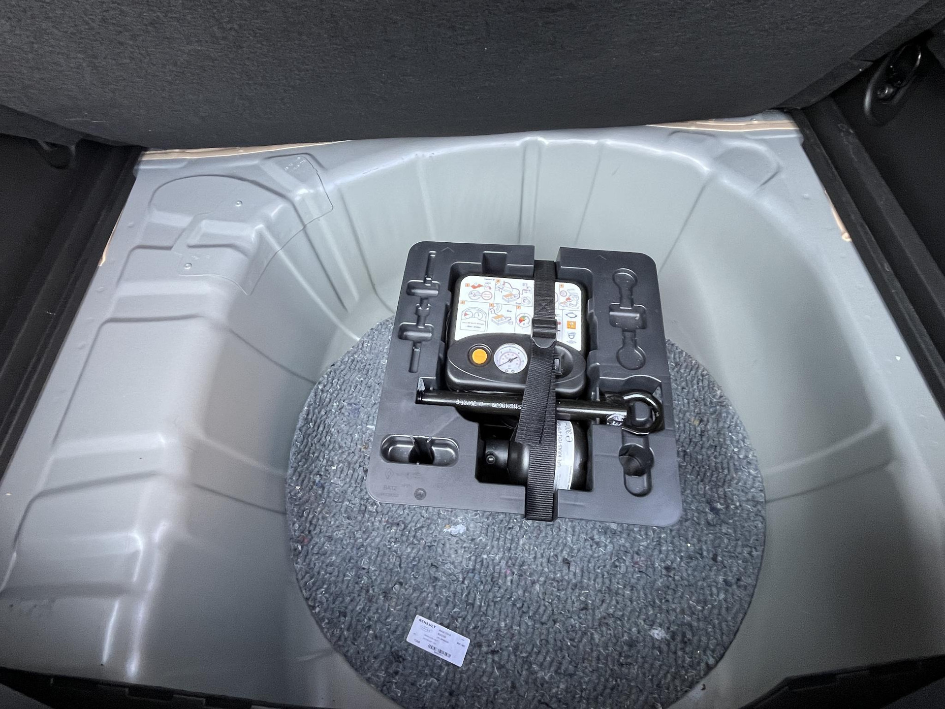 Apple Carplay/Android Auto