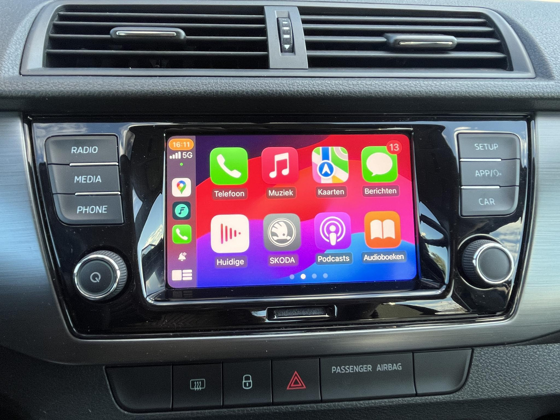 Apple Carplay/Android Auto