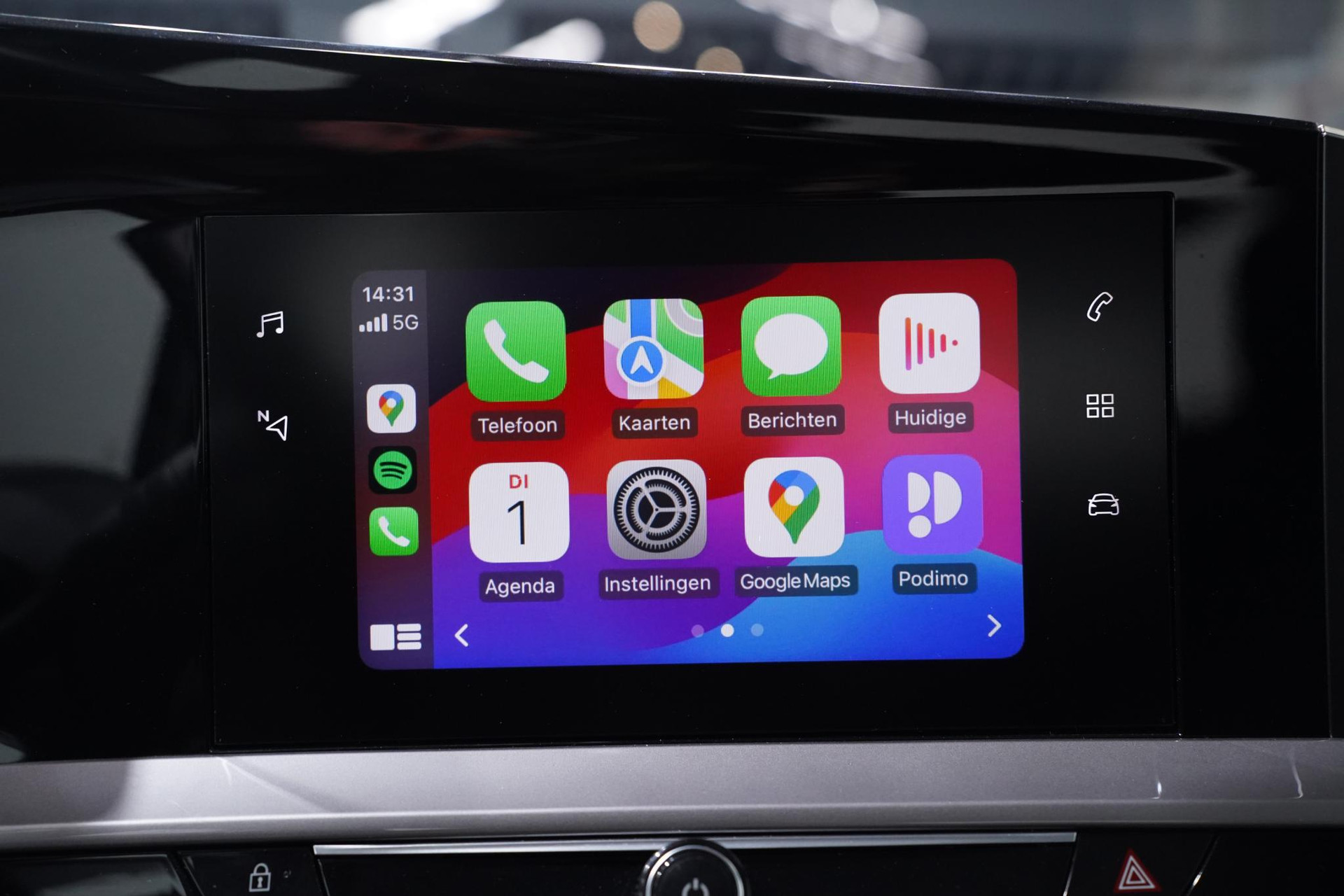 Apple Carplay/Android Auto