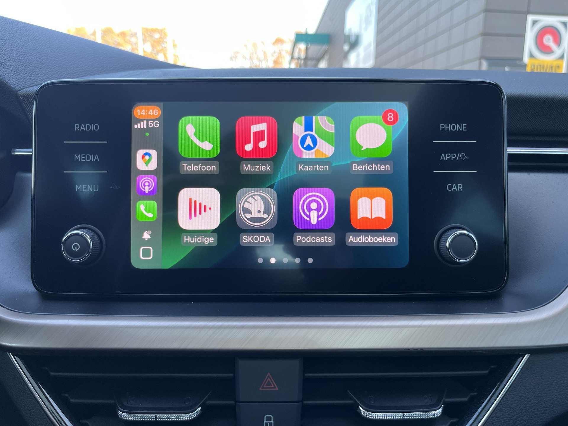 Apple Carplay/Android Auto