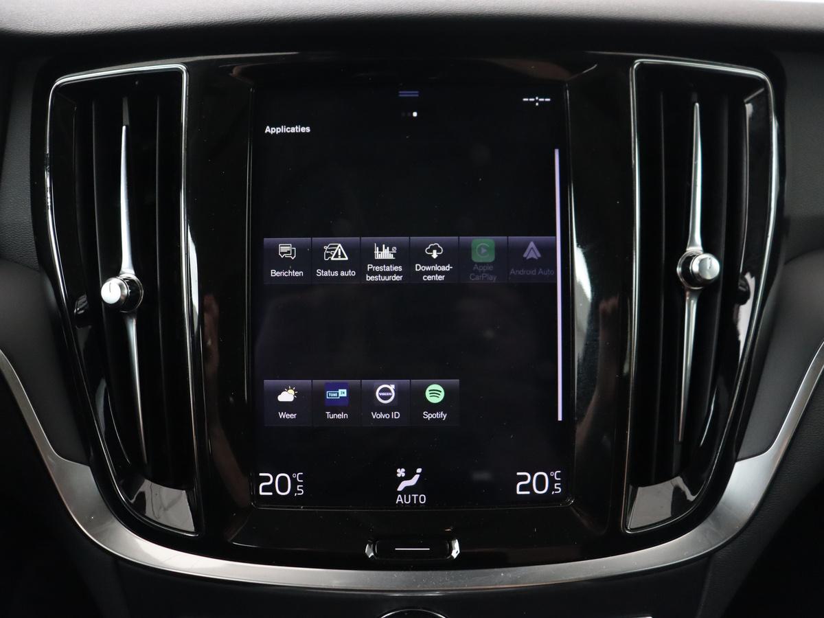 Smartphone integratie: Apple® CarPlay / Android Auto incl. extra USB-poort