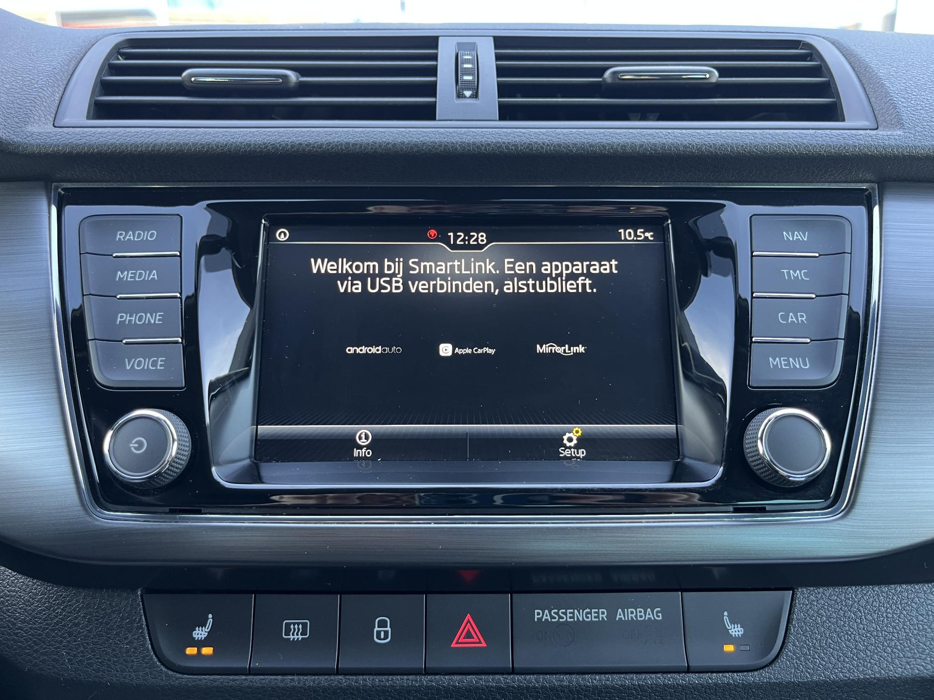 Apple Carplay/Android Auto