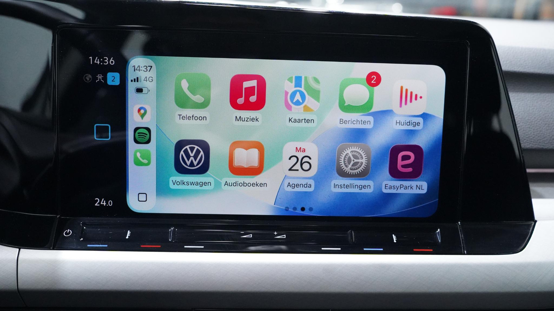 Apple Carplay/Android Auto