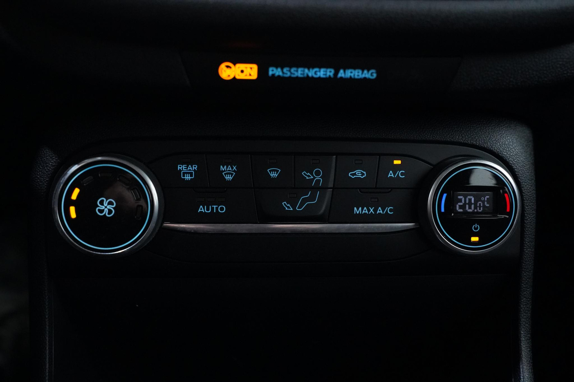 Dual Zone Automatische Airconditioning
