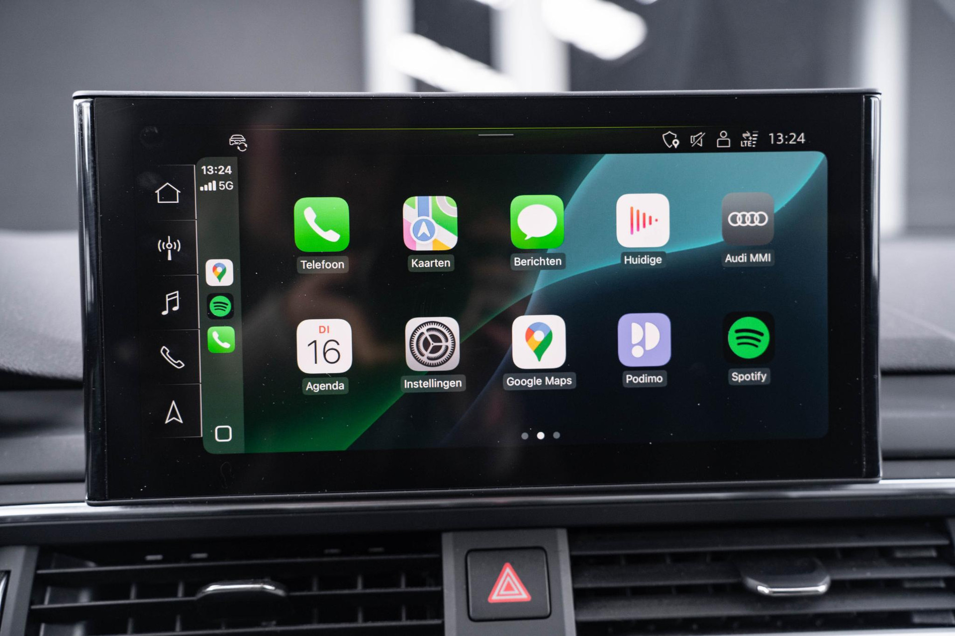 Apple CarPlay/Android Auto