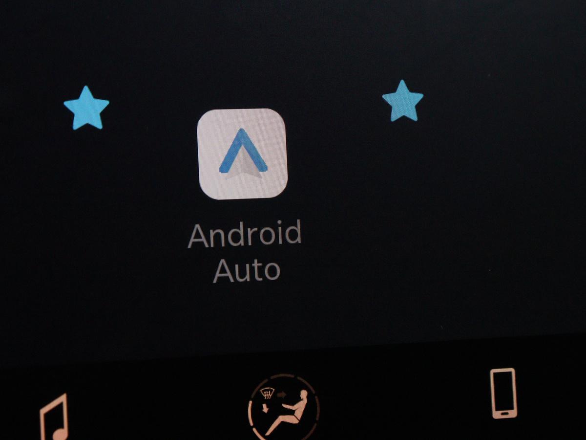 Apple Carplay/Android Auto