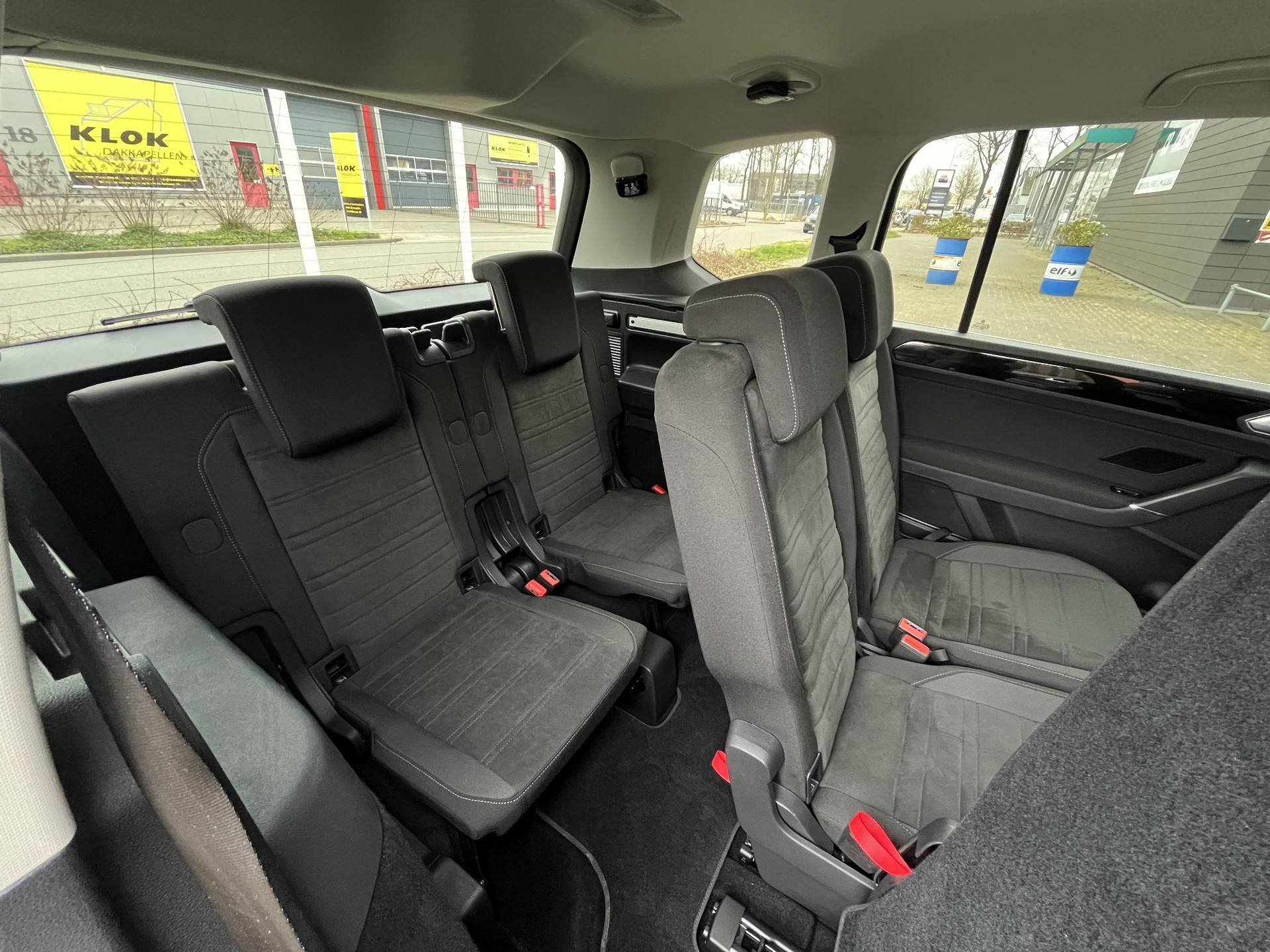 achterstoelen verschuifbaar
