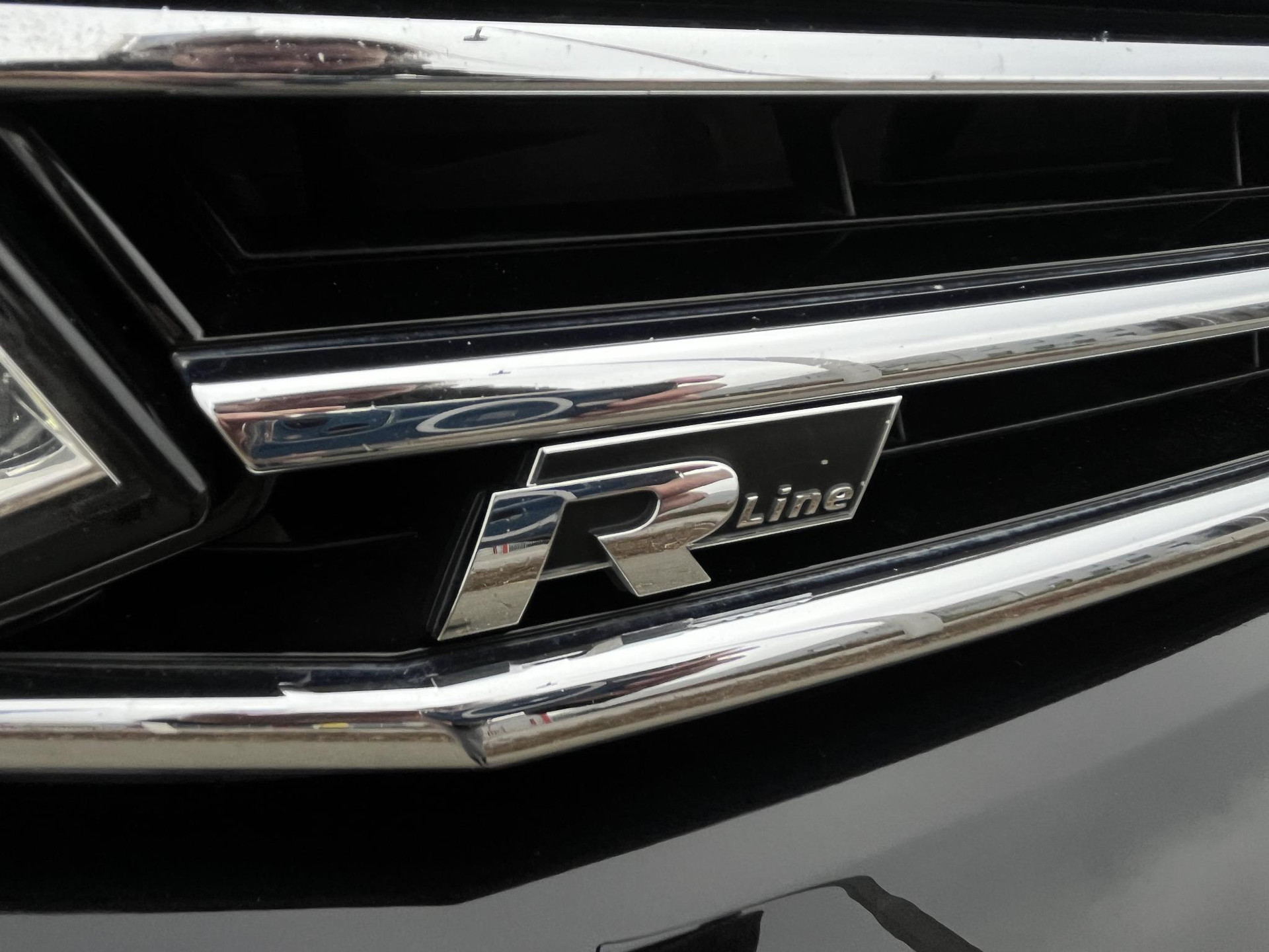 R-Line Exterieur