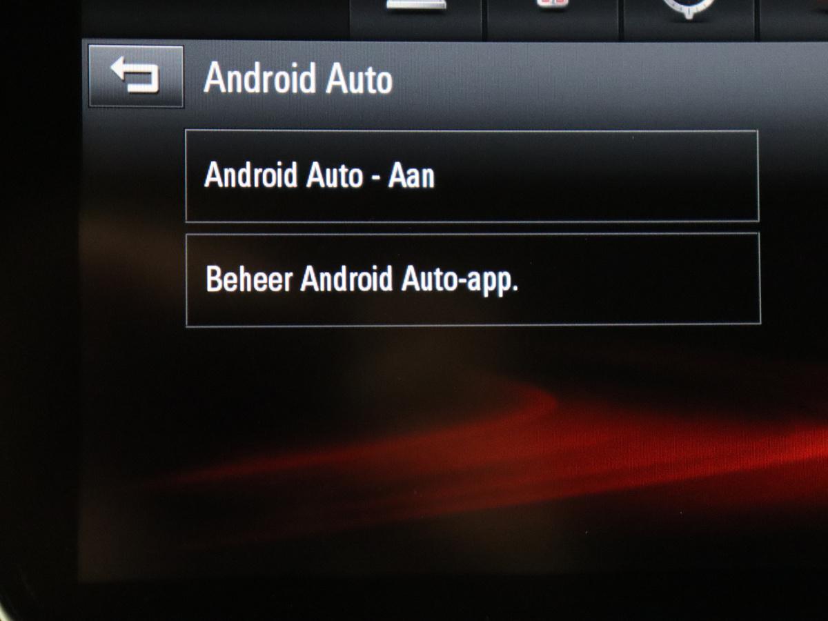 Apple Carplay/Android Auto