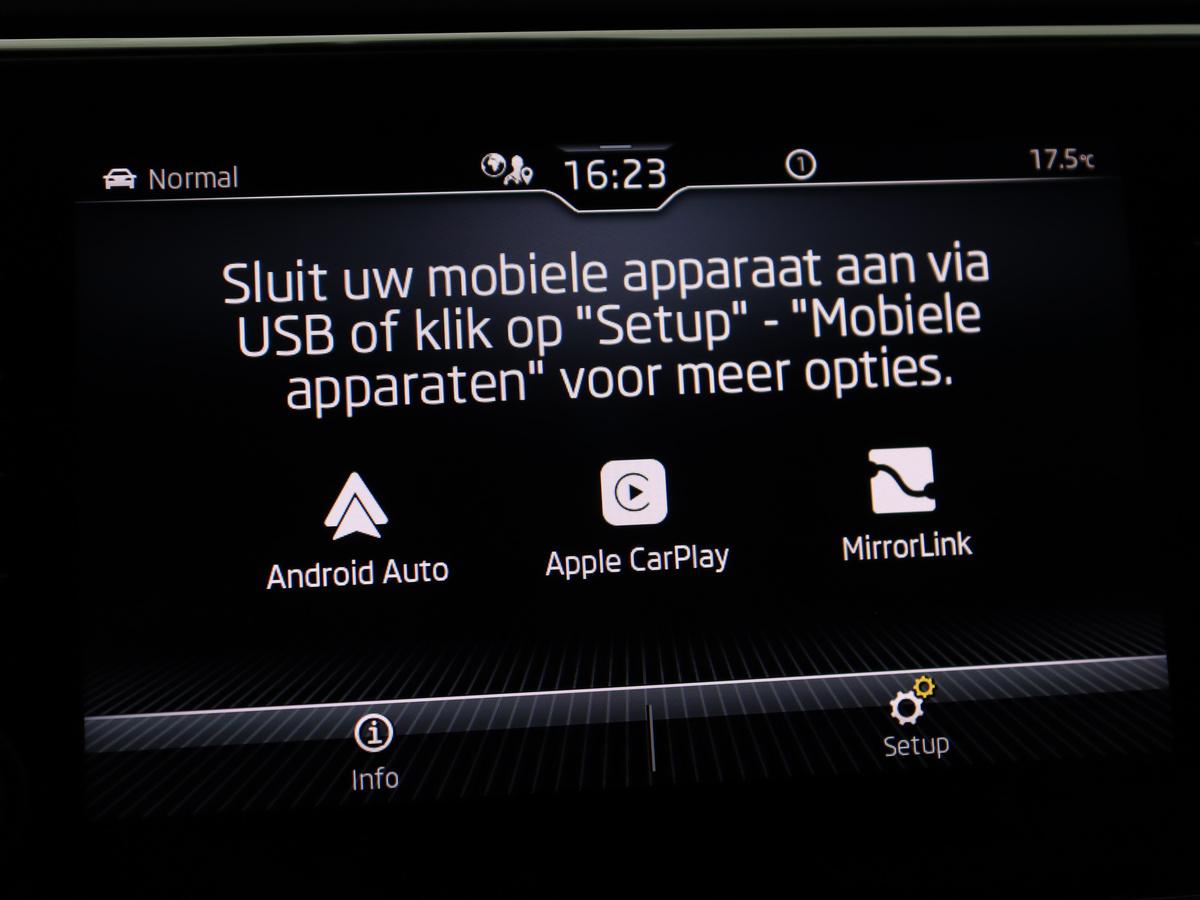 Apple Carplay/Android Auto