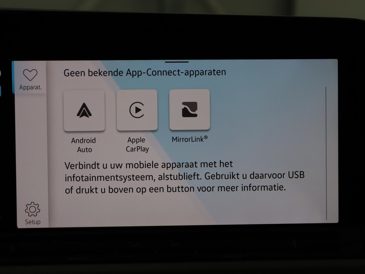 Apple Carplay/Android Auto