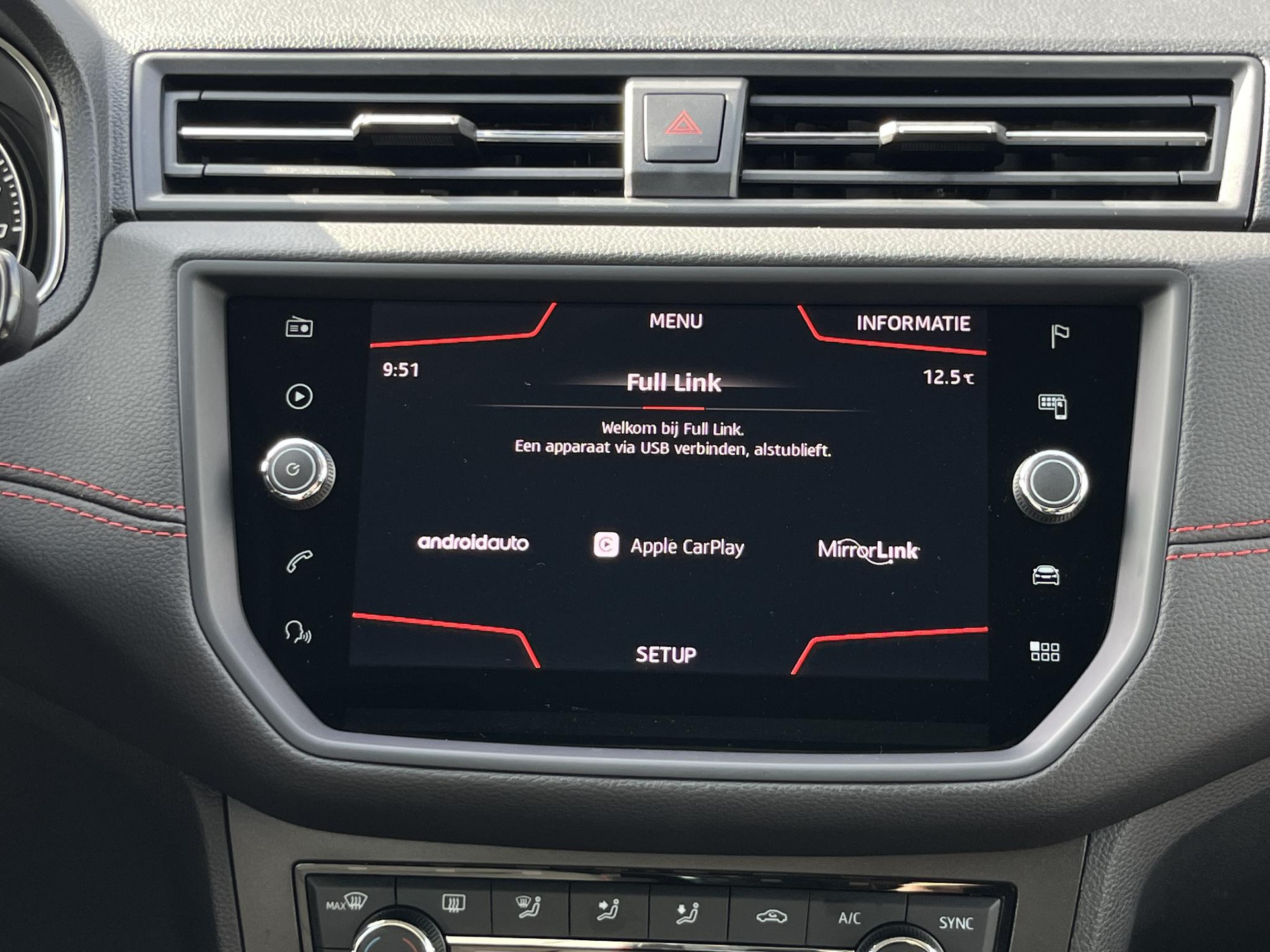 Full-link (Apple Carplay)
