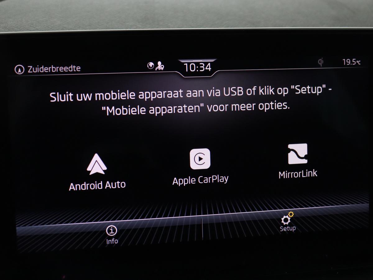Apple Carplay/Android Auto