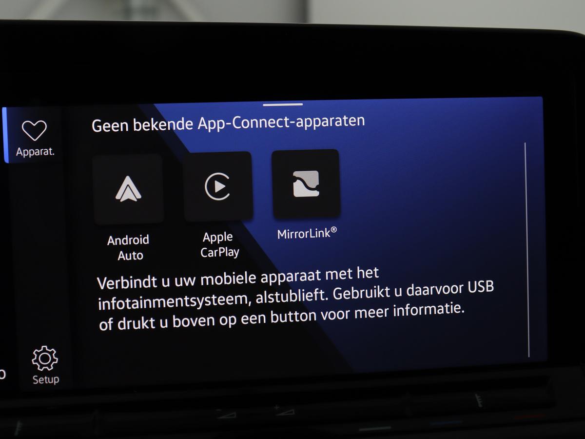 Apple Carplay/Android Auto