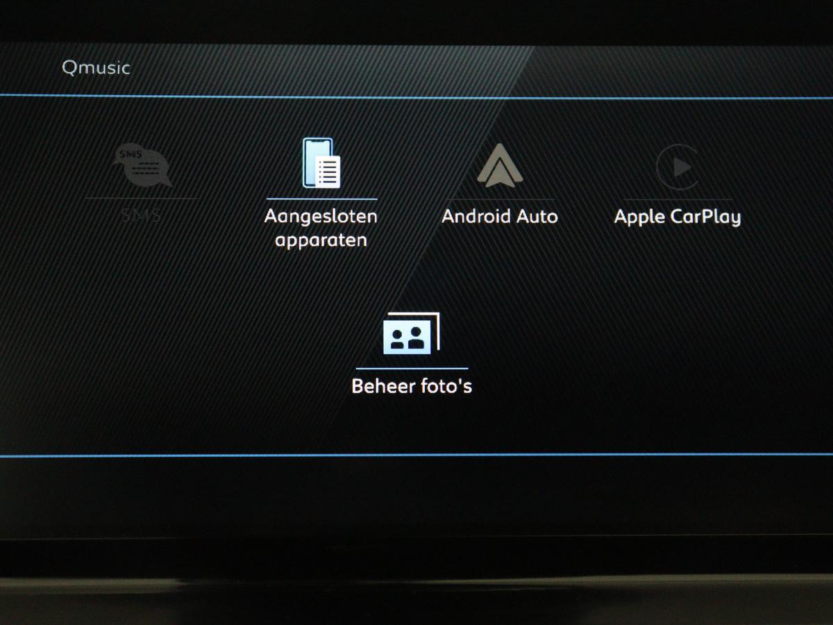 Apple Carplay/Android Auto