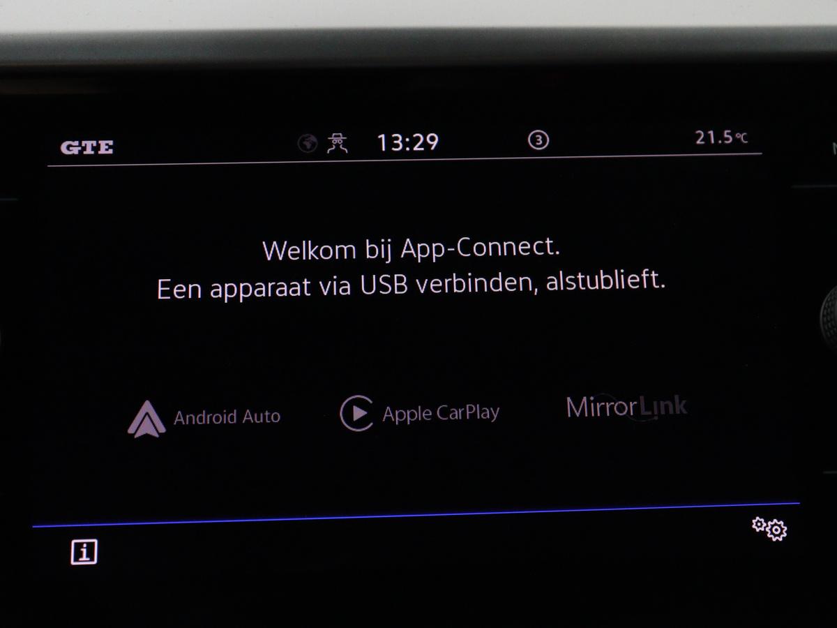 Apple Carplay/Android Auto