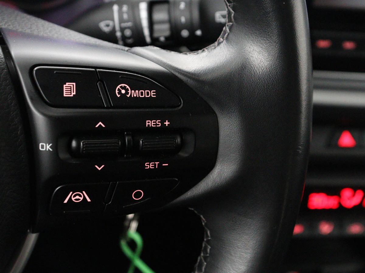 cruise control adaptief en stuurhulp