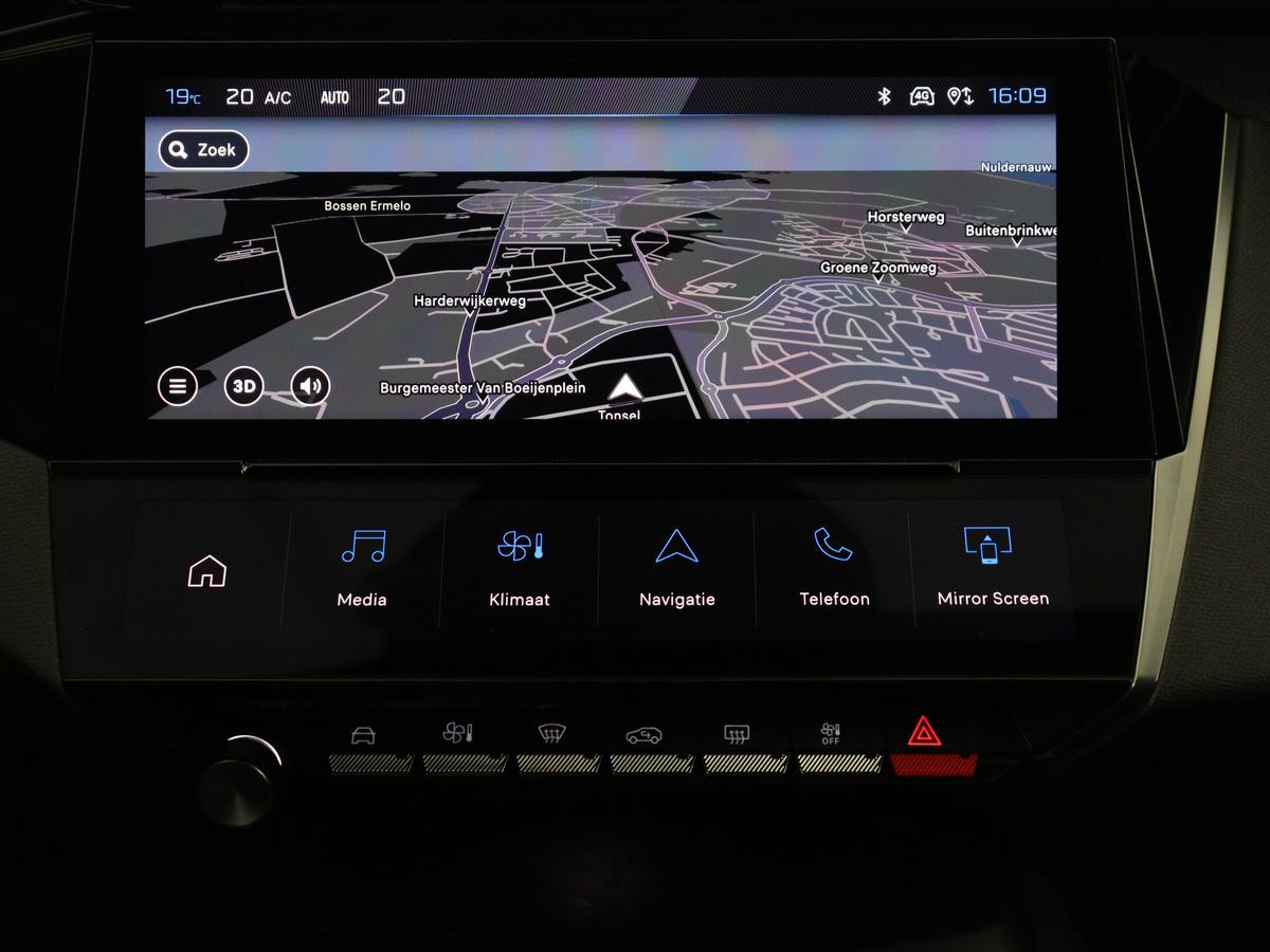 PEUGEOT i-Connect Advanced Nav