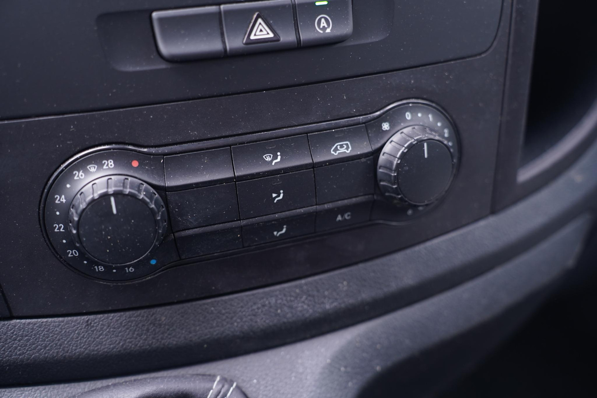 Halfautomatische airconditioning TEMPMATIK