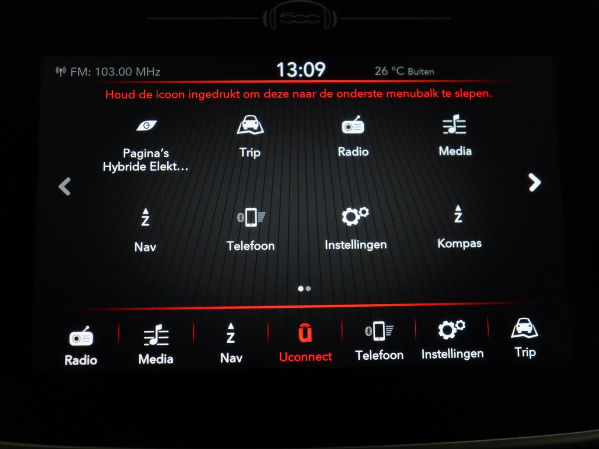 UCONNECT™ 7" met Bluetooth & DAB
