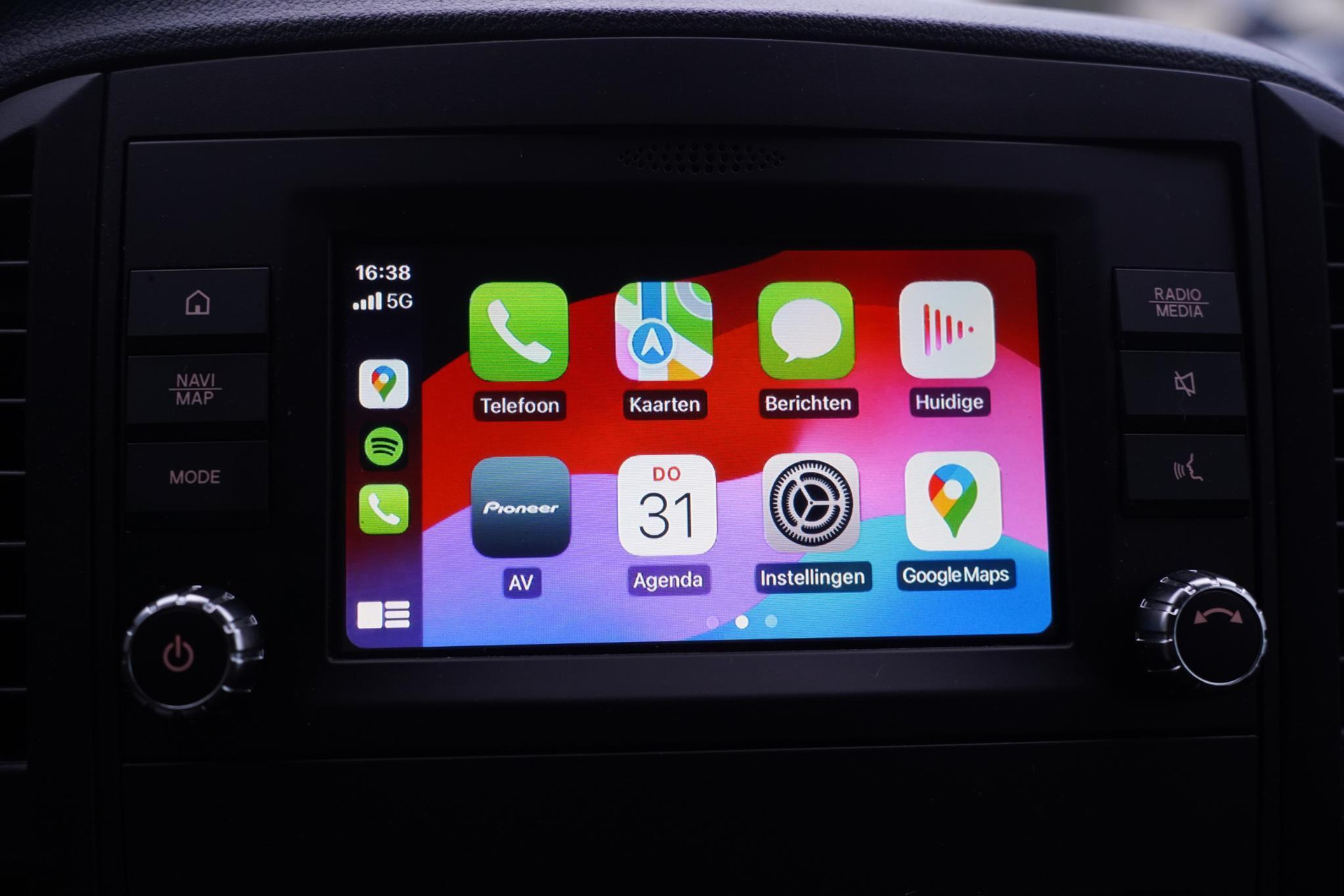 Apple Carplay/Android Auto