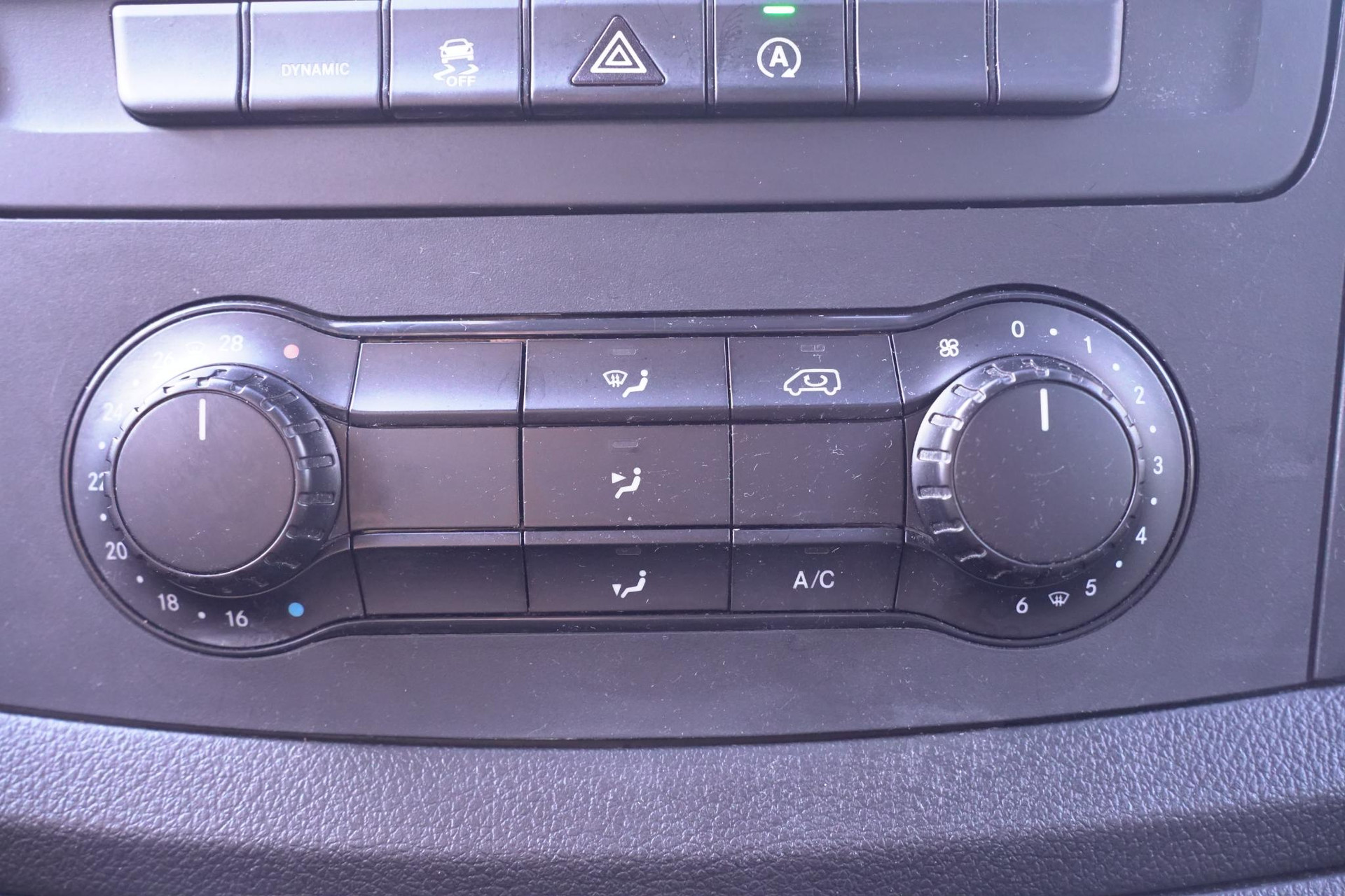 Halfautomatische airconditioning TEMPMATIK