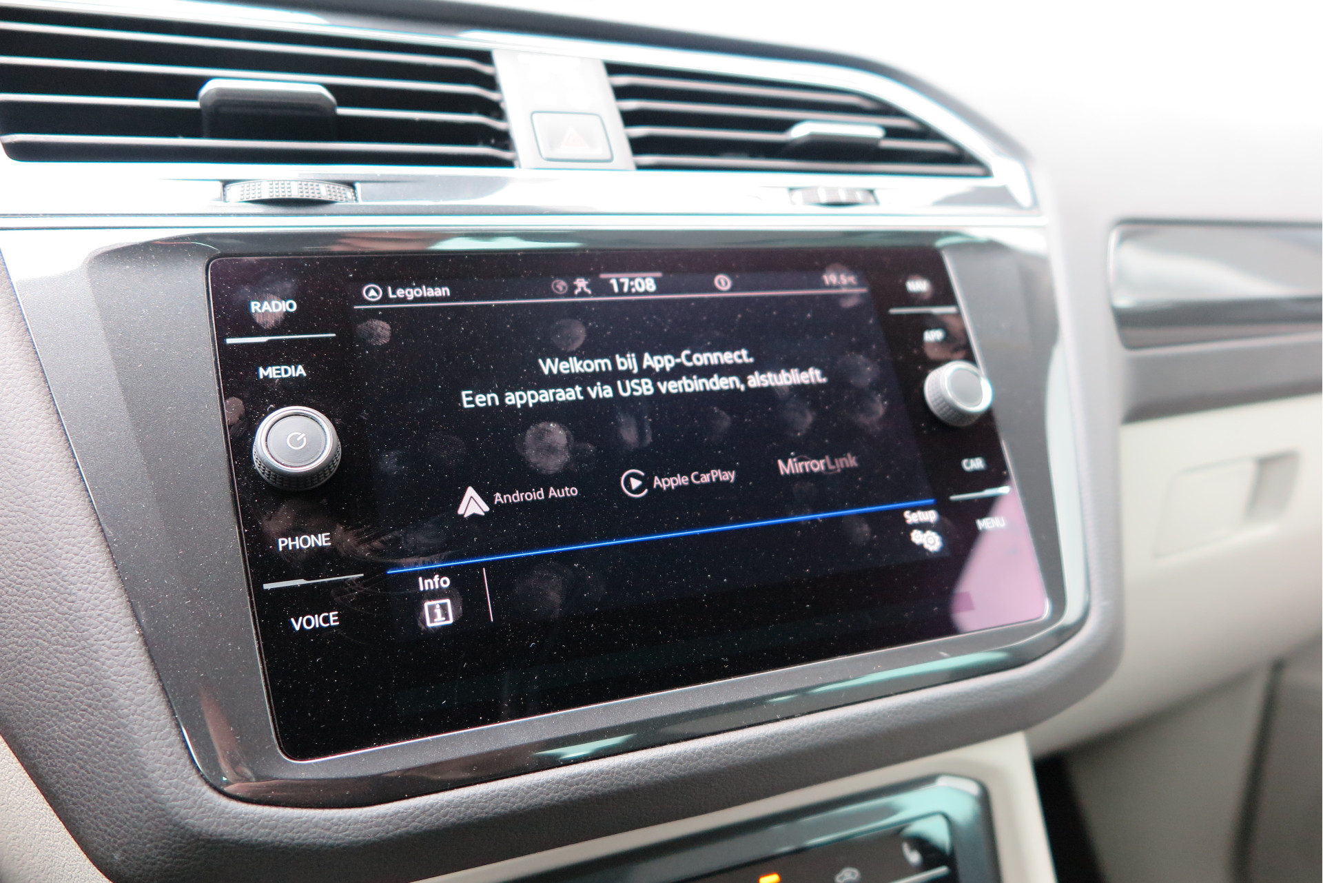 Apple Carplay/Android Auto