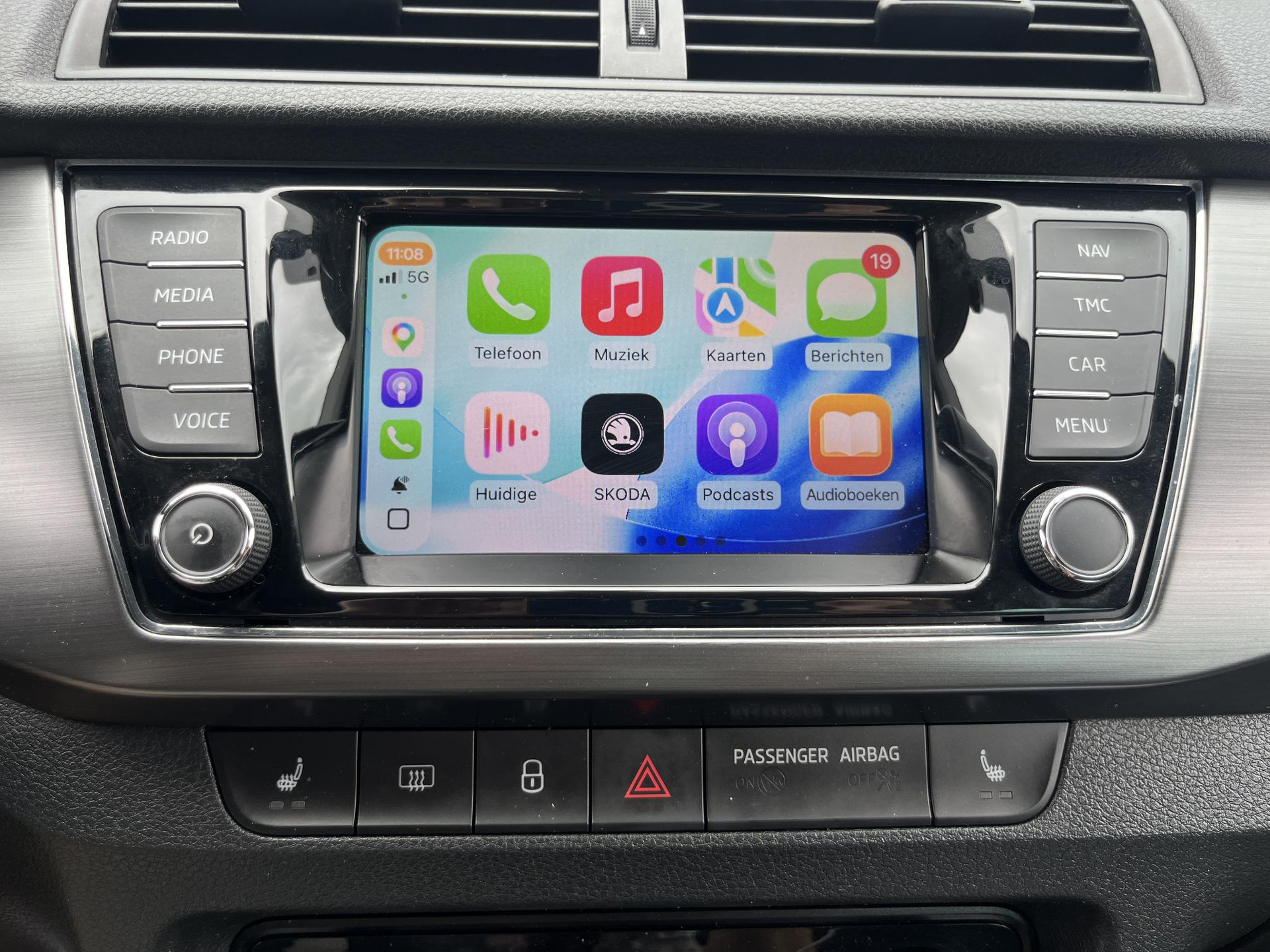 Apple Carplay/Android Auto