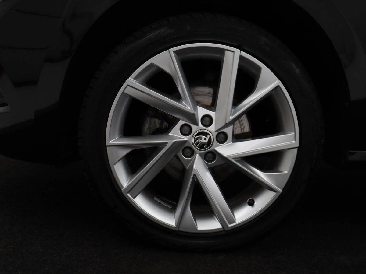 Velgen 'Vega' 18 inch lichtmetaal