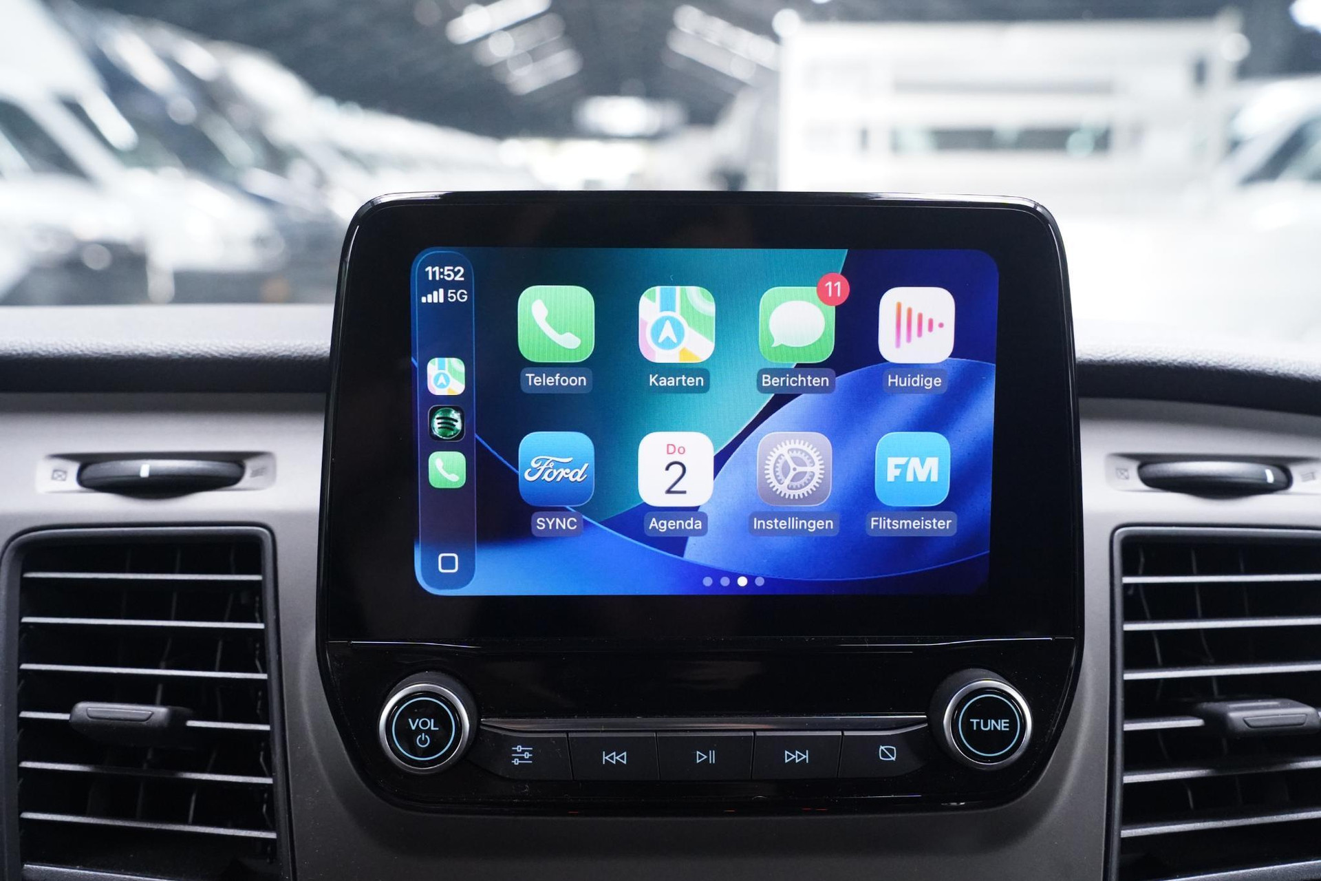 Apple Carplay/Android Auto