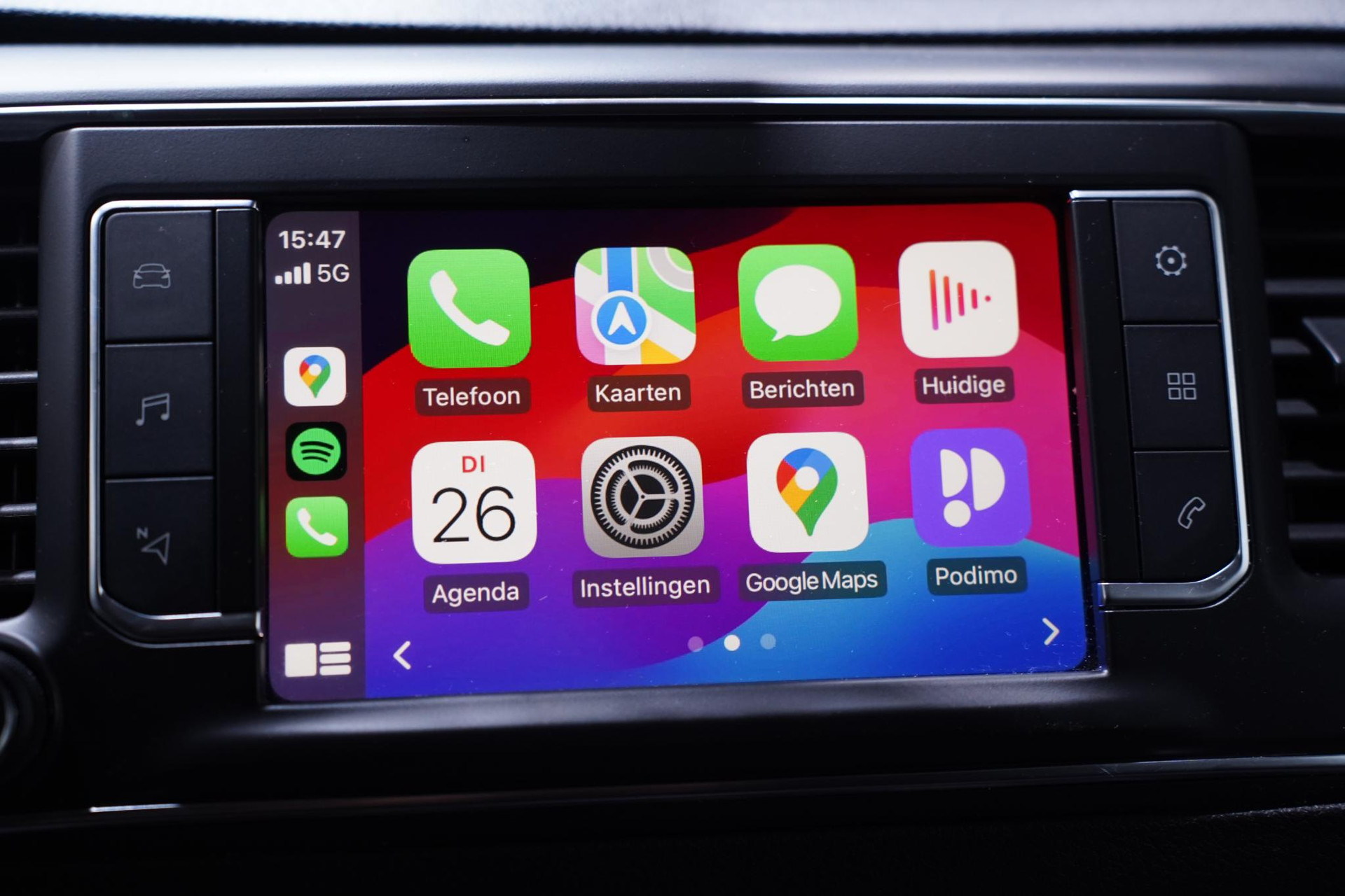 Apple CarPlay/Android Auto