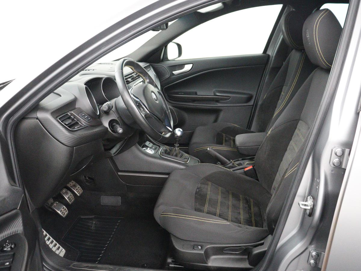 alcantara bekleding