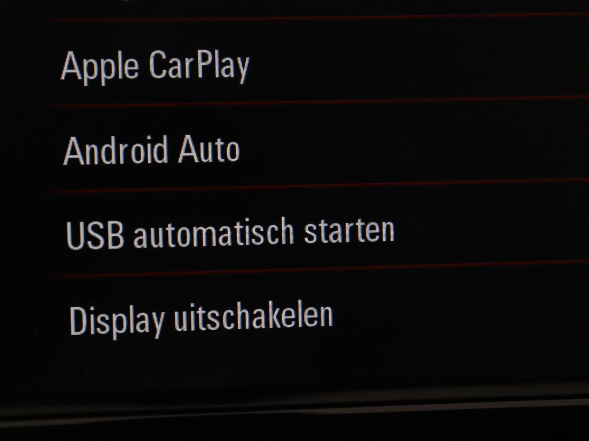 Apple Carplay/Android Auto