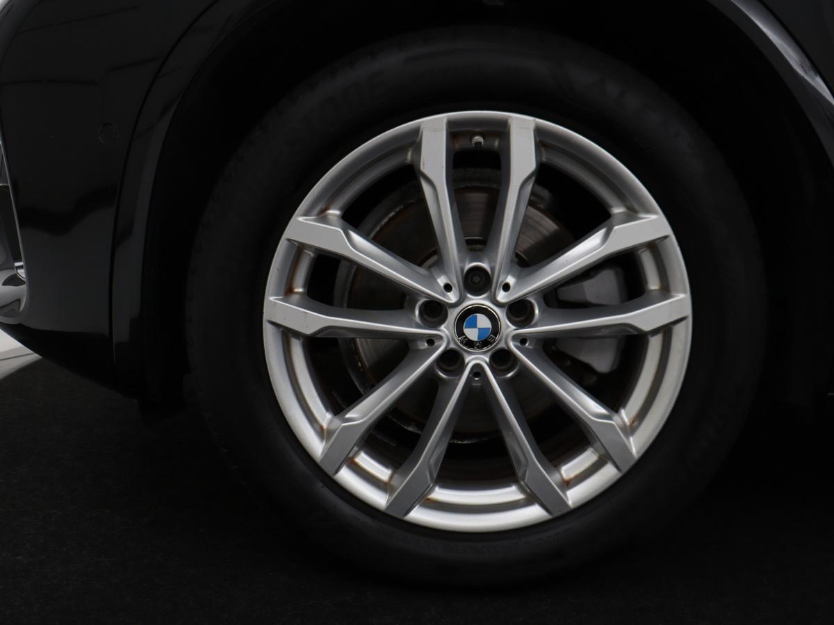 19 inch lichtmetalen wielen V-spaak in Reflex Silver