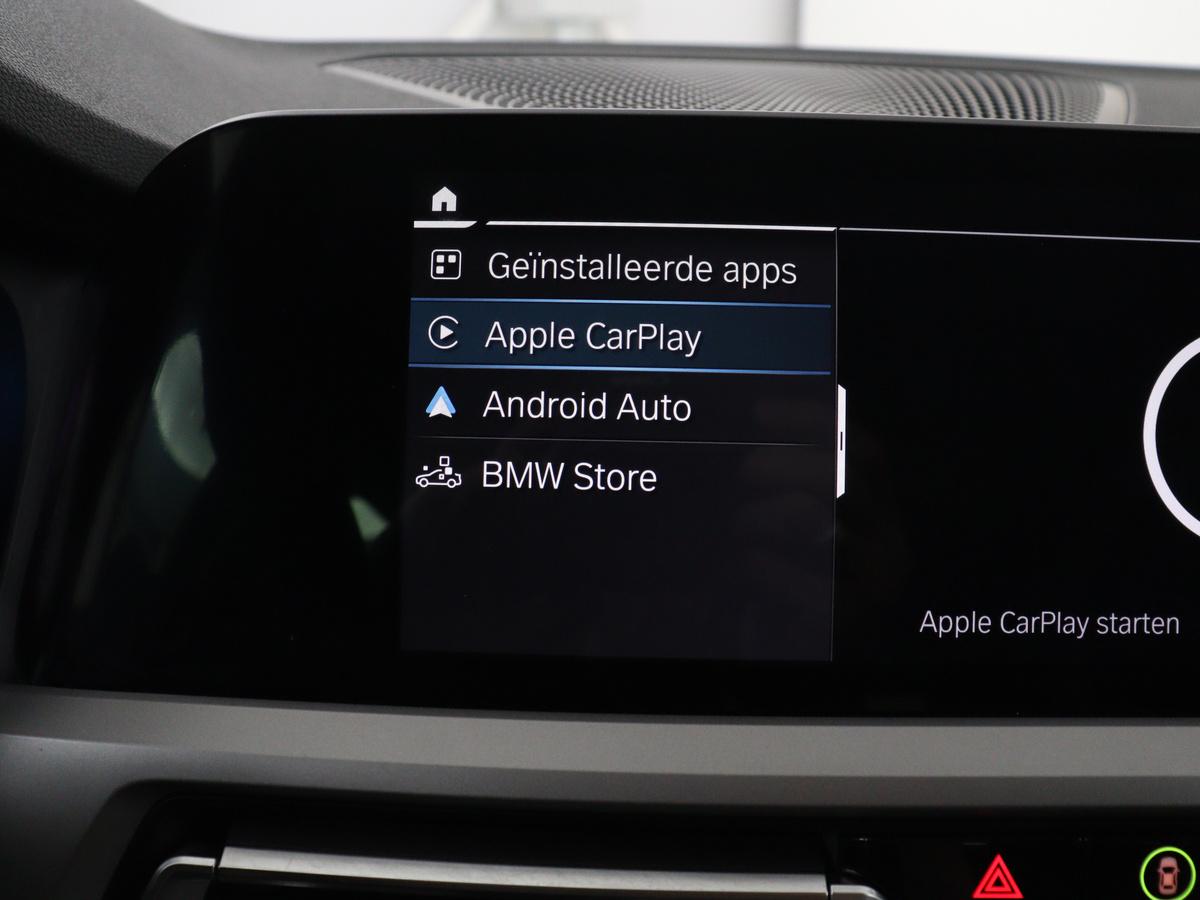 Apple Carplay/Android Auto
