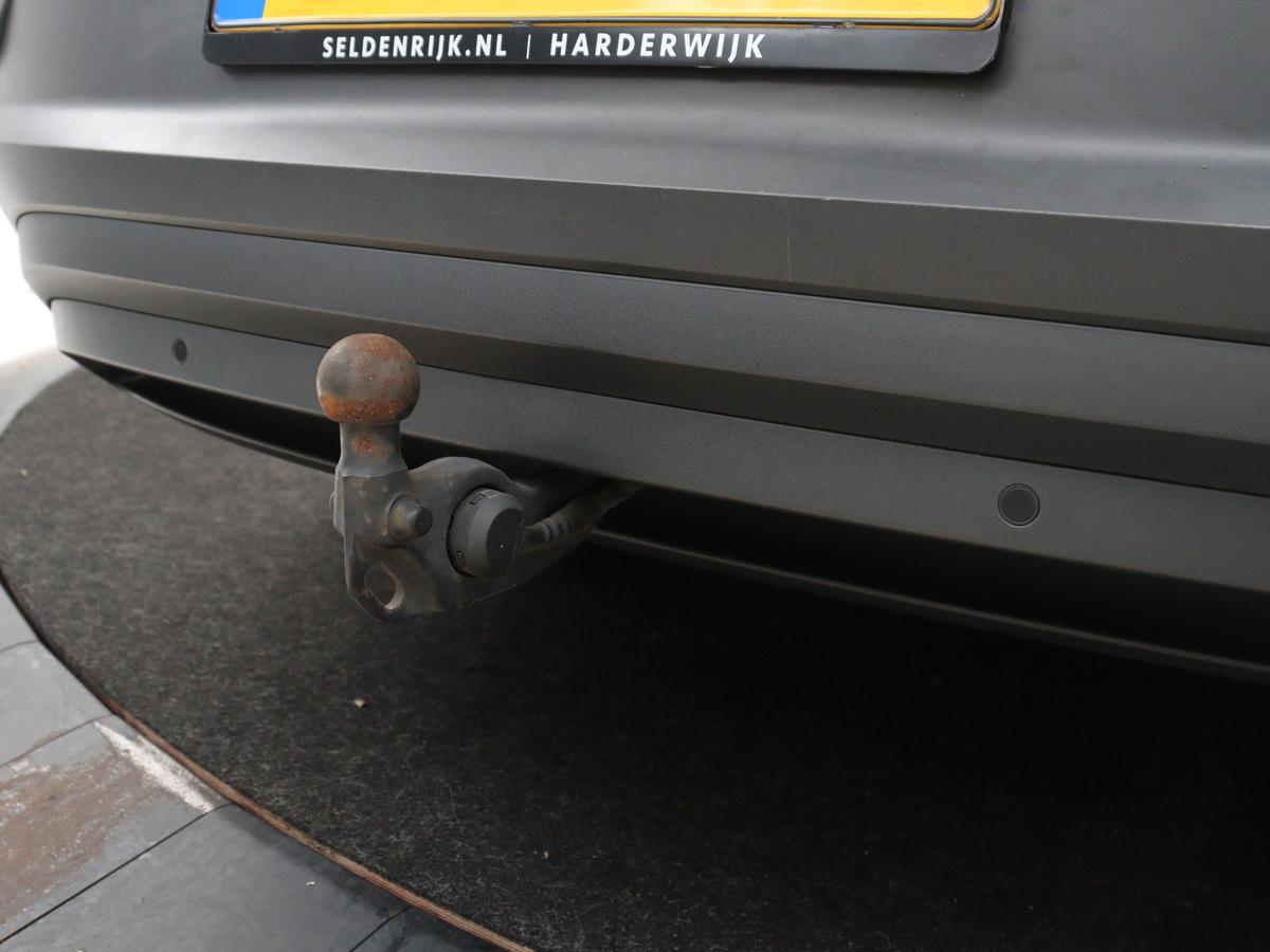 Trekhaak, elektrisch uitklapbaar, mechanisch inklapbaar