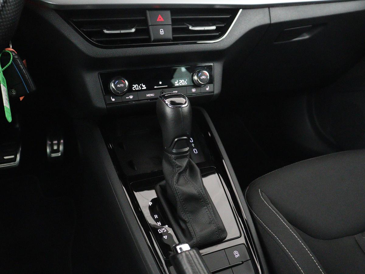Stoelverwarming op de voorstoelen en verwarmde ruitensproeierkoppen