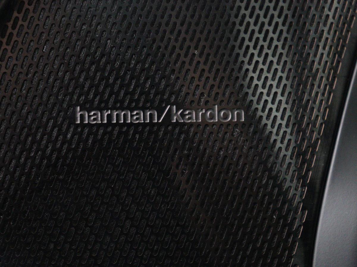 Premium Audio by Harman Kardon