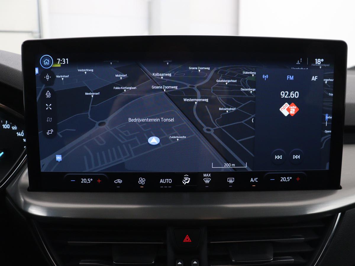 SYNC 4 navigatiesysteem met 13,2 inch touchscreen