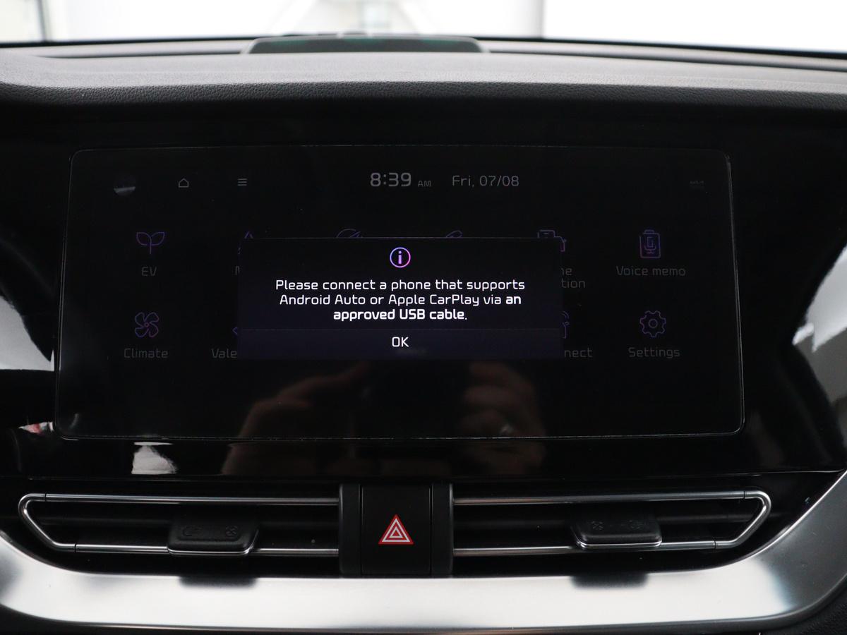 Apple Carplay/Android Auto