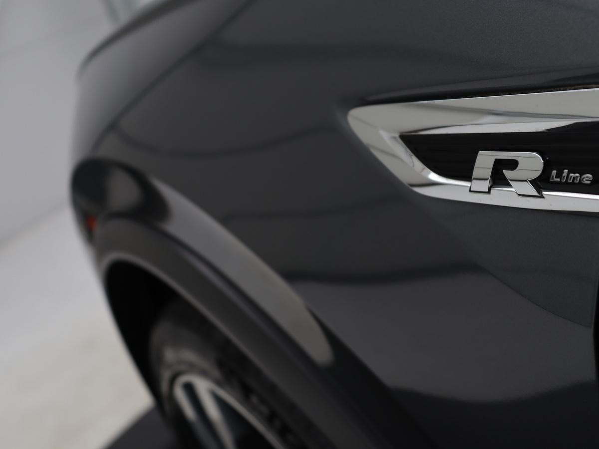 R-Line Exterieur