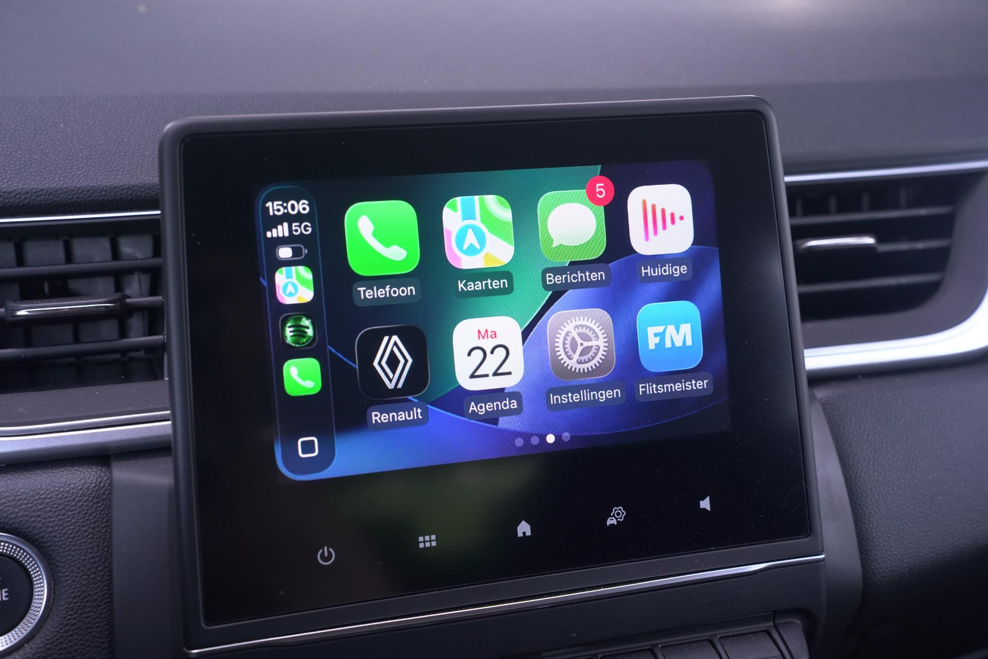 Apple Carplay/Android Auto