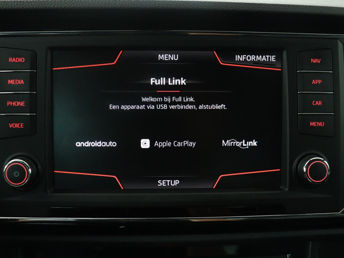 Apple Carplay/Android Auto