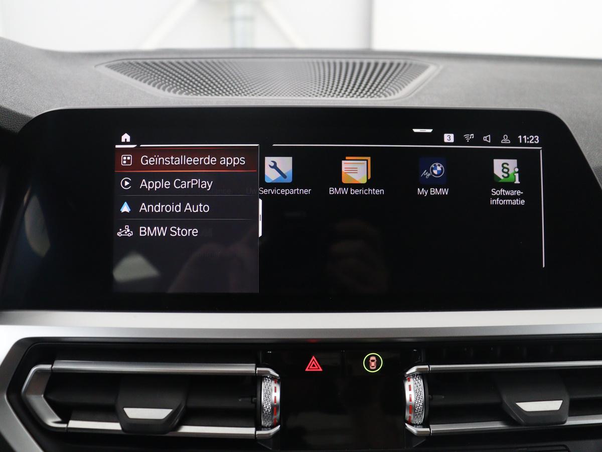 Apple Carplay/Android Auto