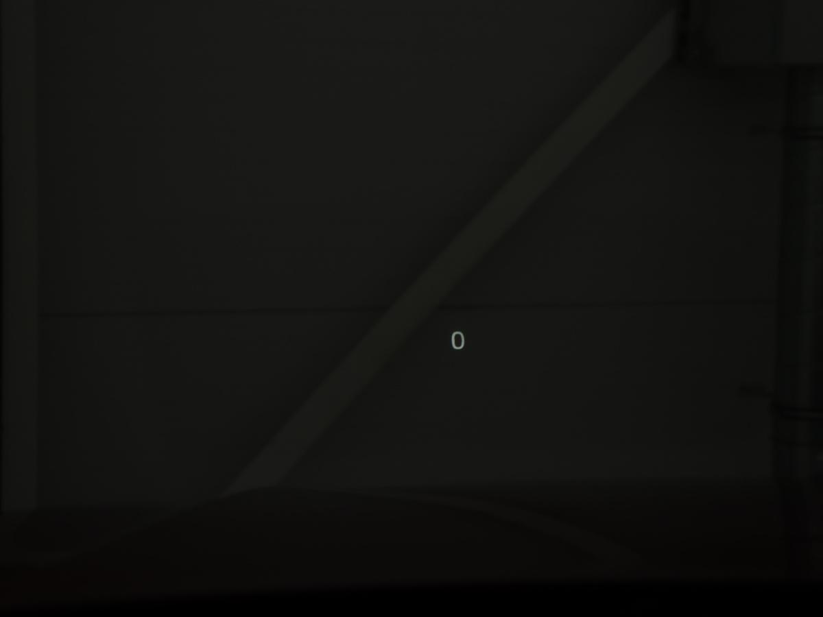 Grafisch Head-up Display voor weergave van de ingestelde snelheid van de adaptieve cruise control, verkeersbordenherkenning en navigatie aanwijzingen