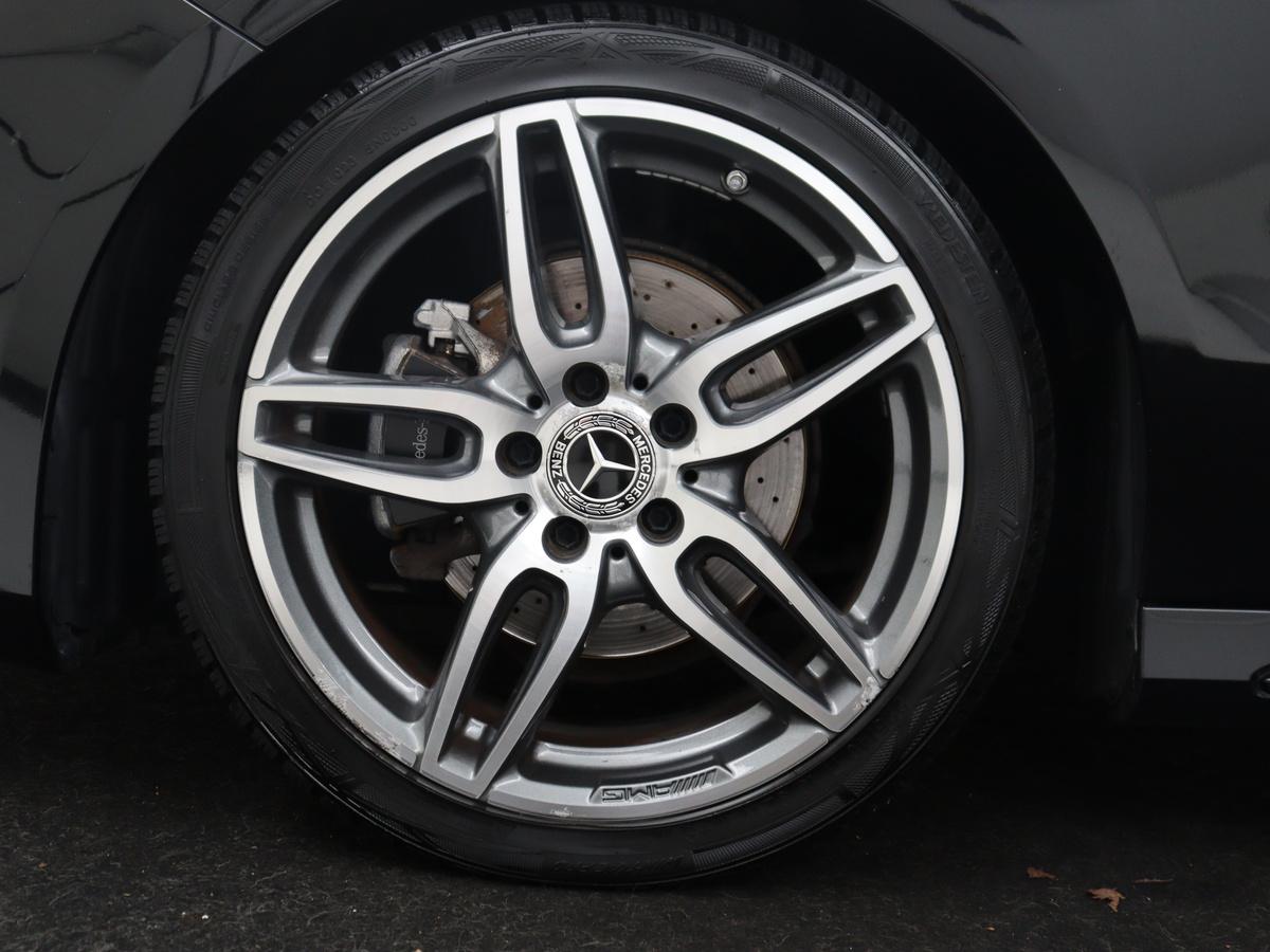Vijf-dubbelspaaks lichtmetalen AMG-velgen 18"