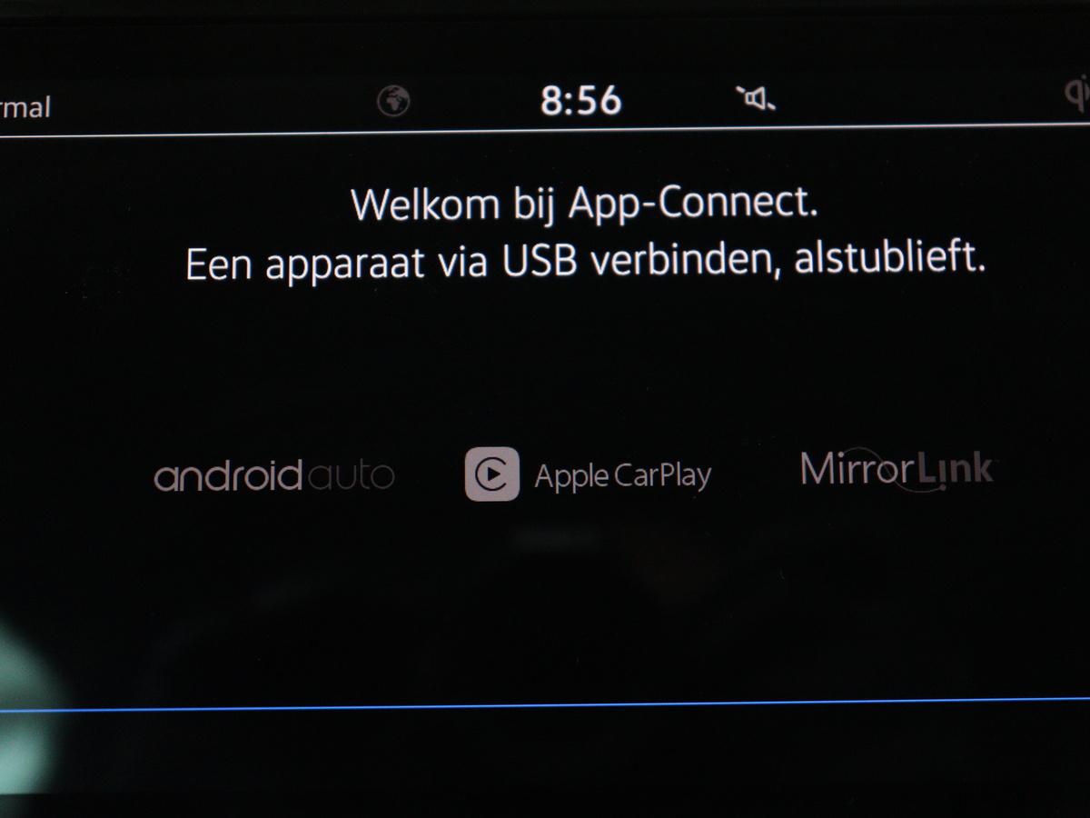 Apple Carplay/Android Auto