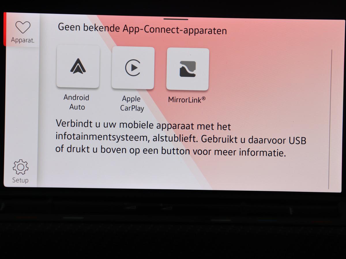 Apple Carplay/Android Auto