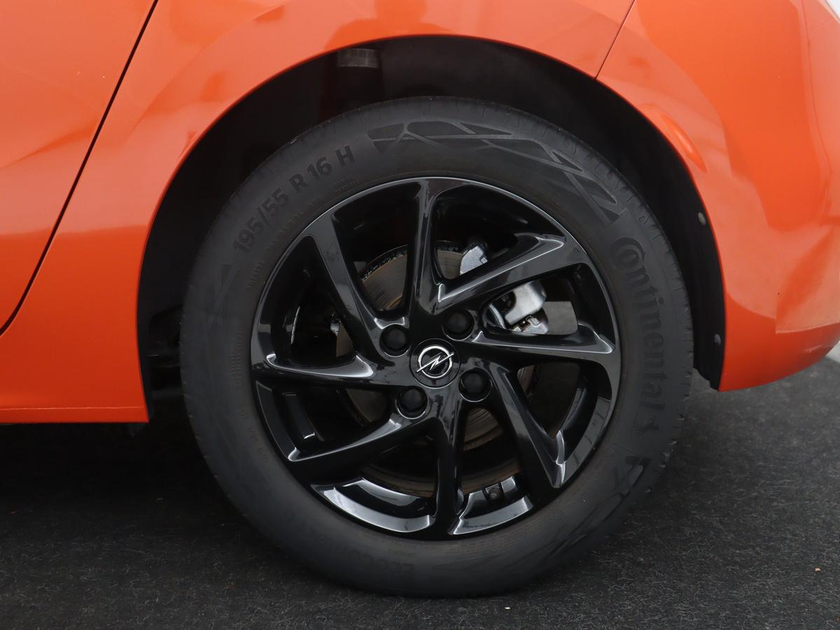 16" Lichtmetalen velgen, 4-dubbelspaaks in Gloss Black