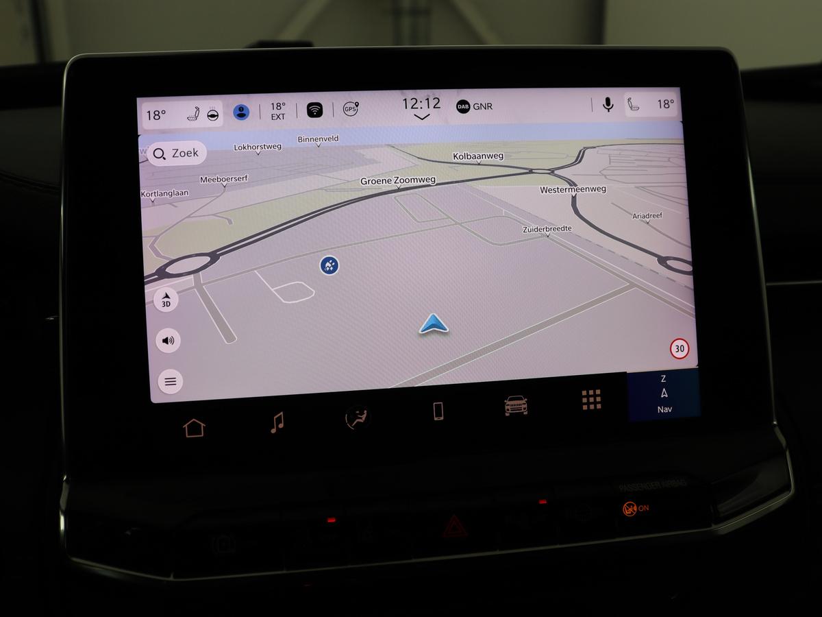 Uconnect™ LIVE-infotainmentsysteem met 8,4-inch, Navigatie en Bluetooth